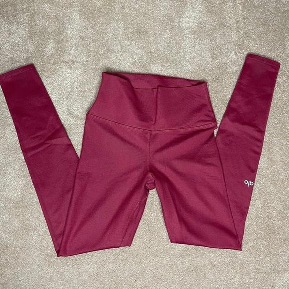 Alo yoga burgundy leggings size